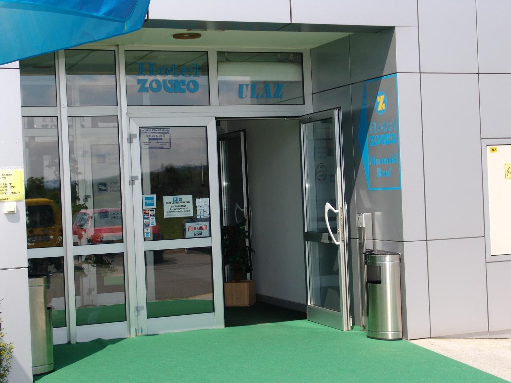 Hotel Zovko Slavonski Brod Esterno foto